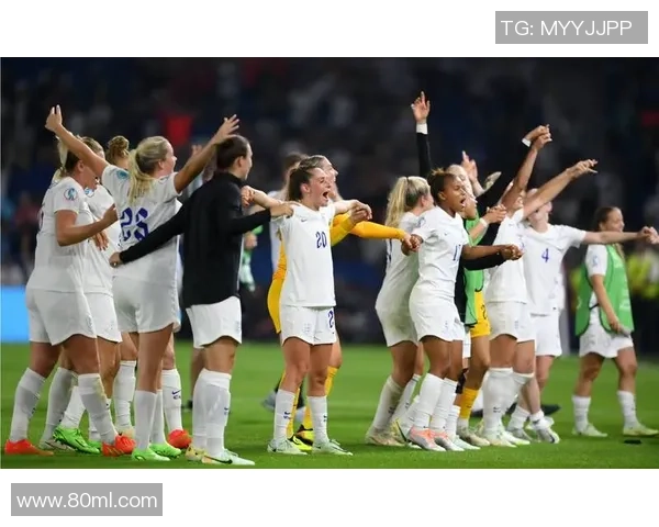 皇家社会主场逼平皇家马德里，奥亚尔萨巴尔梅开纪录：一场势均力敌的巅峰对决